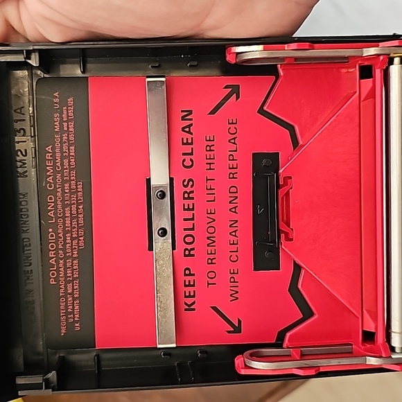 Polaroid Flash Cube Camera - Picture 6 of 8